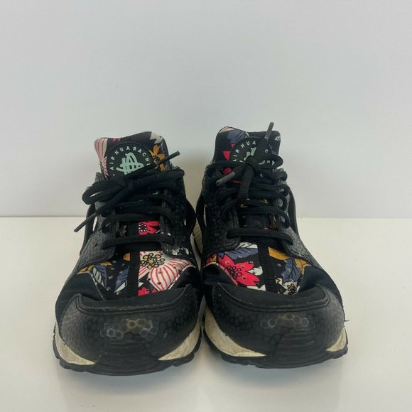 Nike Air Huarache Aloha Print Shoes Floral Pattern Black Womens Size 9.5 - Picture 2 of 6
